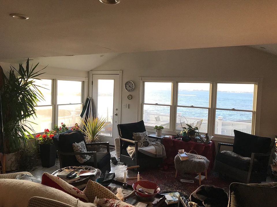 397 Bayside Ave, Breezy Point, NY 11697 Zillow