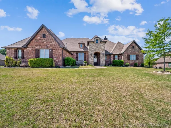 19736 E 69th St N, Owasso, OK 74055