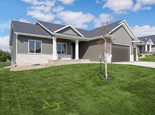 3948 Peridot Dr, Marion, IA 52302