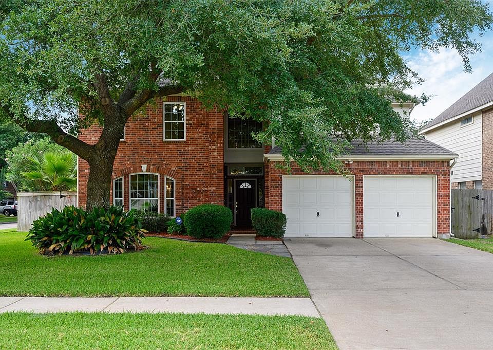 1st image of 15203 Shapiro Springs Ln