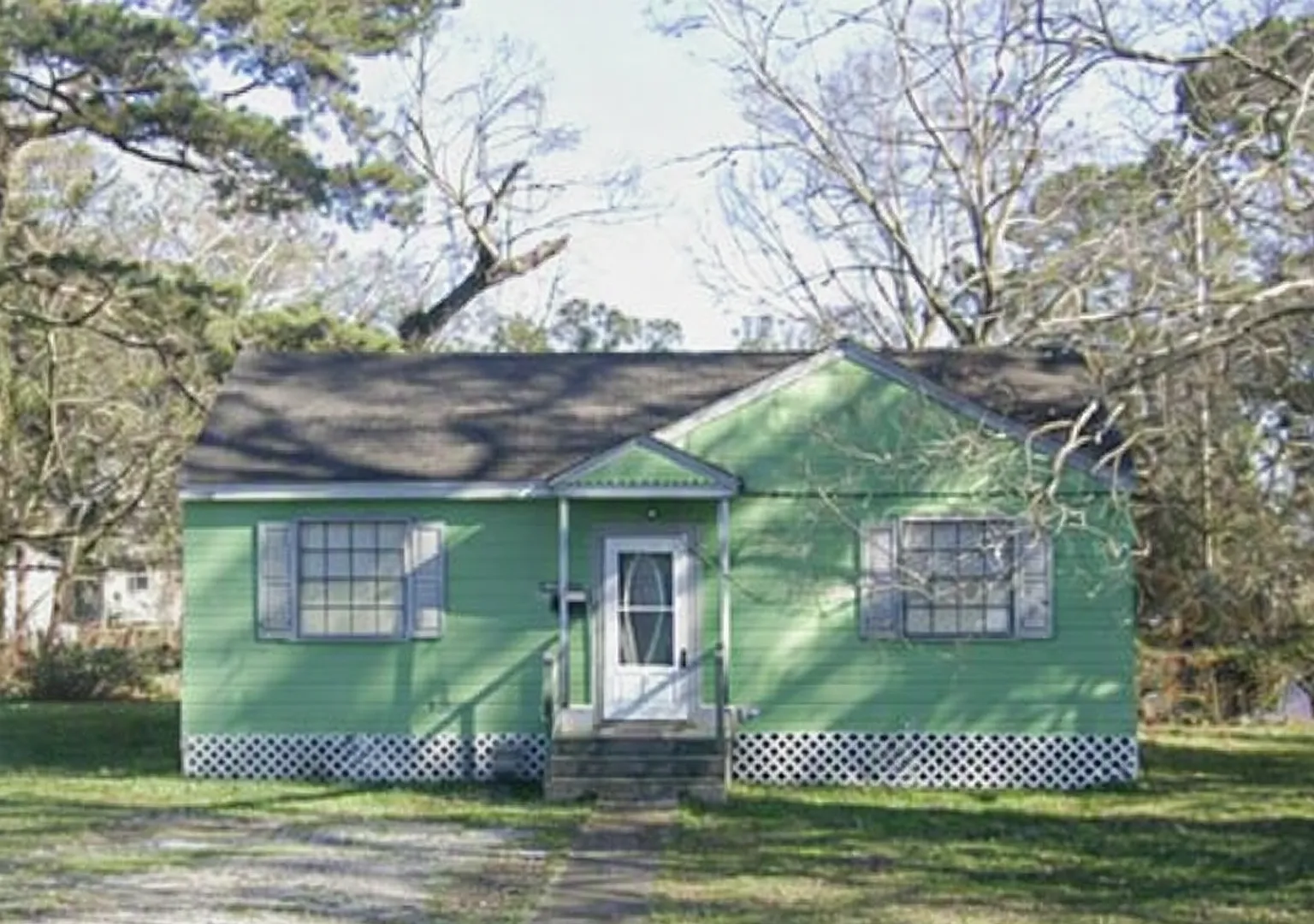 5818 Breckenridge Avenue (2 Bed/1 Bath) — Photo 1