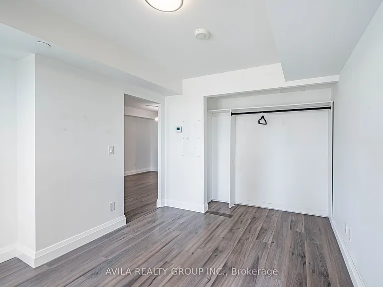 8 Trent Ave #704 — Photo 21