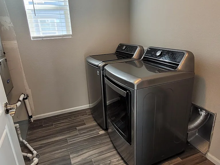 9172 Baltin Ct — Photo 43