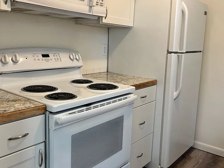 4397-4399 W Rose Hill Ct — Photo 1