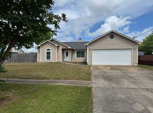 2348 Prytania Cir, Navarre, FL 32566