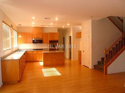 5th image of 6333 Orange Hue St