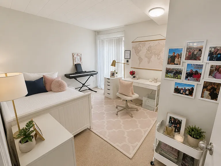Varsity Management - 515 Walnut — Photo 15