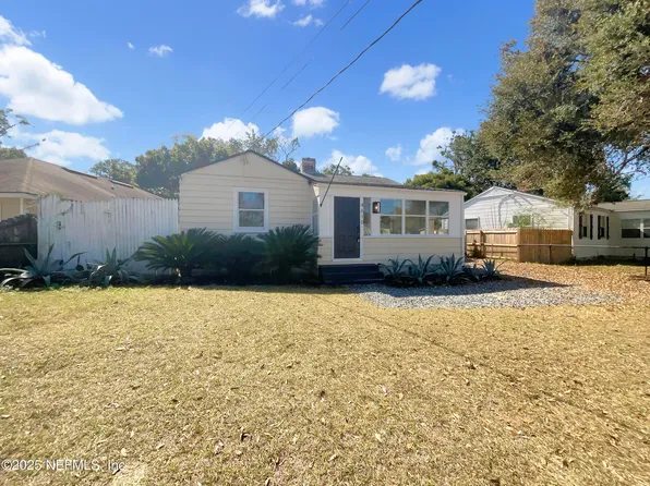 4610 CEDARWOOD Road, Jacksonville, FL 32210