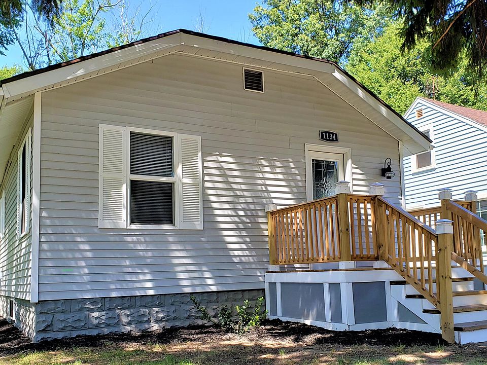 1st image of 1134 Agard Ave