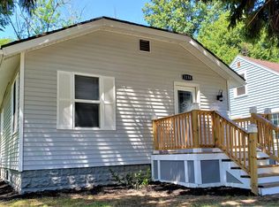 1134 Agard Ave, Benton Harbor, MI 49022