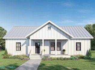 141 Virginia Ave, Topping, VA 23169