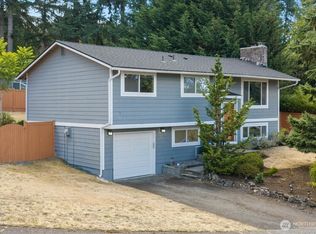 9210 166th Place NE, Redmond, WA 98052