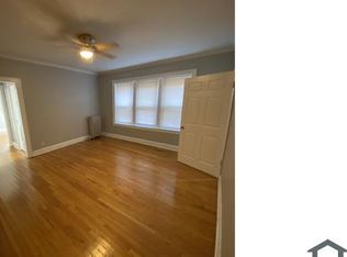 7650 S Phillips Ave APT 1A, Chicago, IL 60649