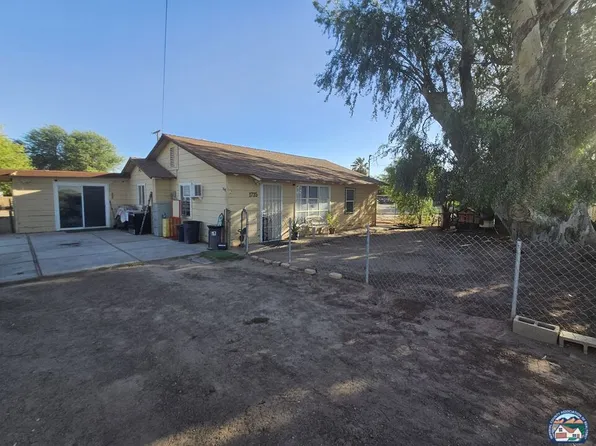 1735 El Centro St, Seeley, CA 92273