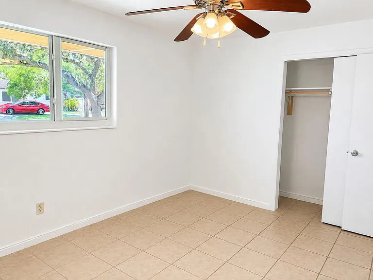 9440 SW 51st St — Photo 14