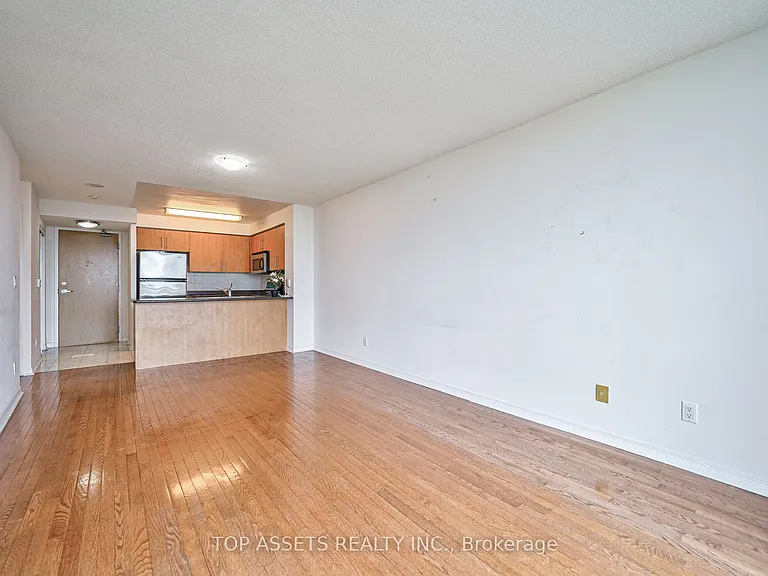 509 Beecroft Rd #1908 — Photo 17