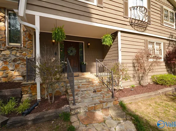 2607 Scenic Dr SE, Huntsville, AL 35801