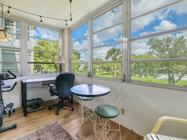 4851 NW 26th Court #344, Lauderdale Lakes, FL 33313