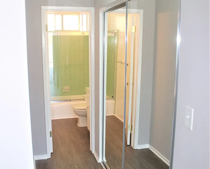 15430 Hawthorne Blvd — Photo 6