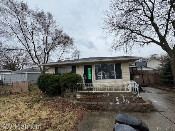 6156 Poplar Ave, Sterling Heights, MI 48314