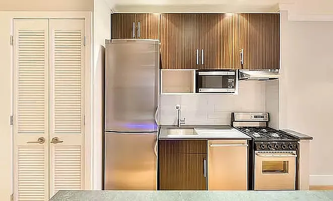 Rented by Tahari Realty LLC | media 19