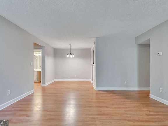 3rd image of 1516 Wingate Way