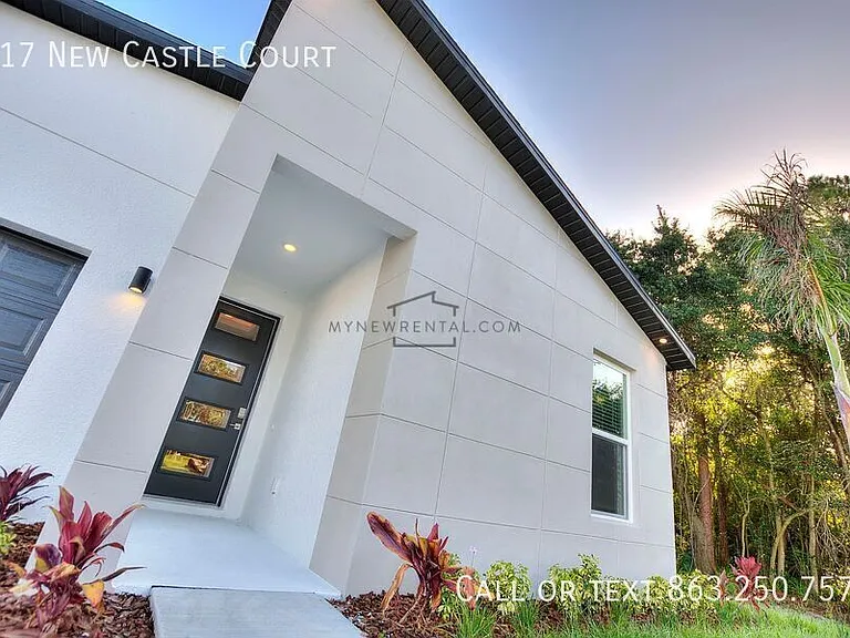 217 Newcastle Ct — Photo 9