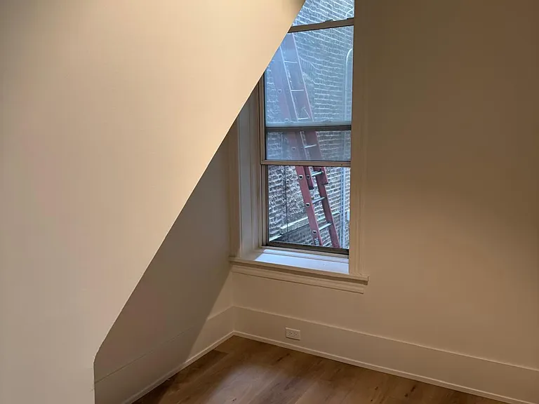 1430 W Ohio St #3F — Photo 9