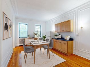 5120 S. Hyde Park Boulevard, Chicago, IL 60615
