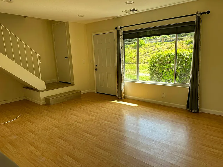 1888 Scepter Ct — Photo 4