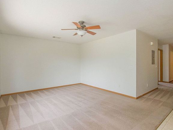 3rd image of 229 Washington Ave #49