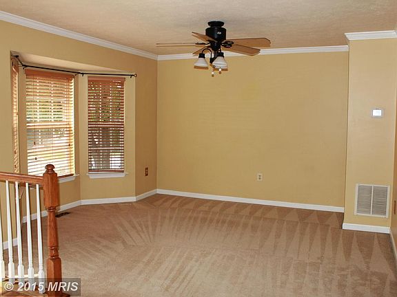 4th image of 307 Kings Crest Dr