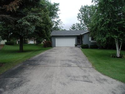 1180 Pebble Beach Ct, Twin Lakes, WI, 53181