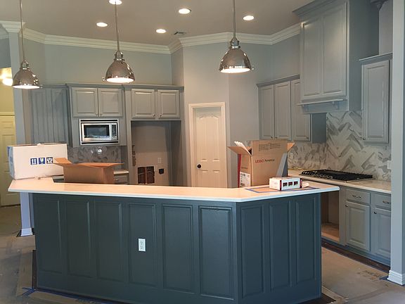 3rd image of 6 Glenbrook