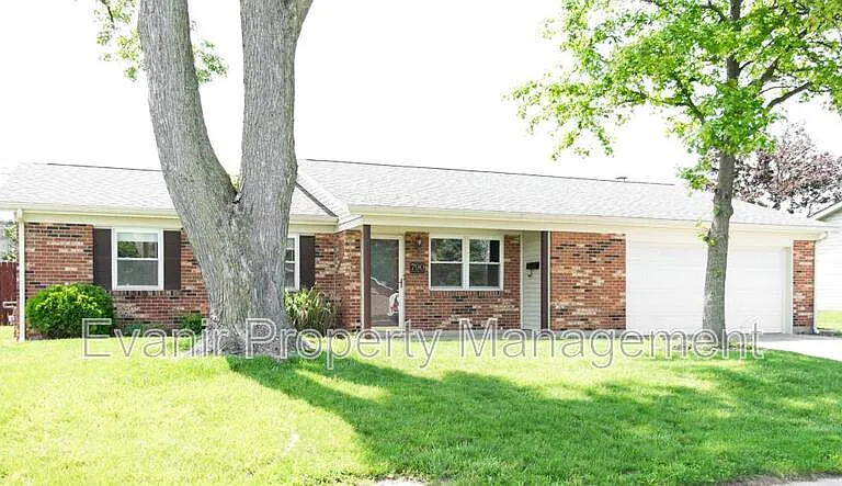 790 Branford Rd — Photo 1