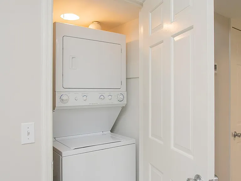 601 Boyd Mill Ave #P8 — Photo 6