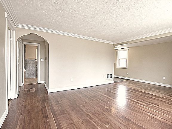 3rd image of 780 E 13th St