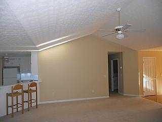 5th image of 702 Jacoby Dr