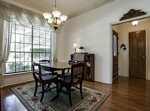 4th image of 334 Cardinal Creek Dr