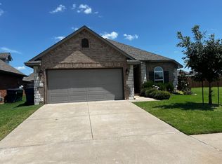 18300 Summer Grove Ave, Edmond, OK 73012