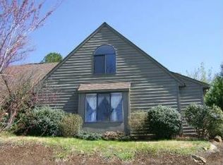 1681 Royal Oak Ct, Charlottesville, VA