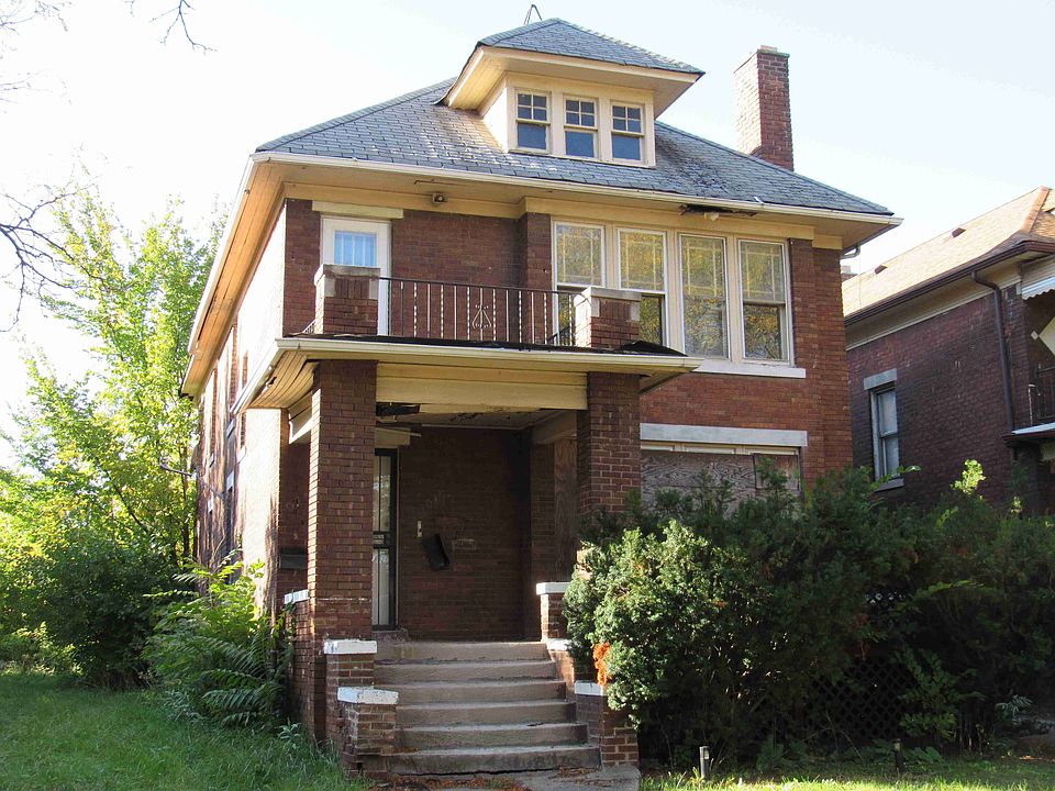 5074 S Clarendon