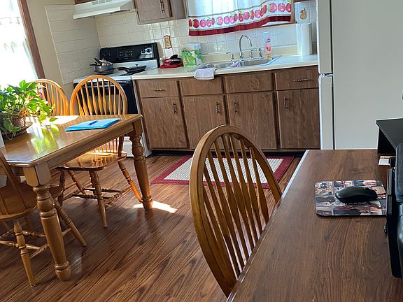 2nd image of 4056 Harwood Ave