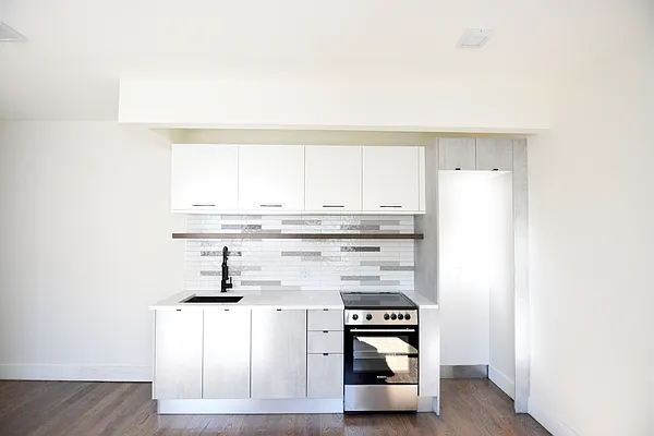 Rented by Corcoran | media 30