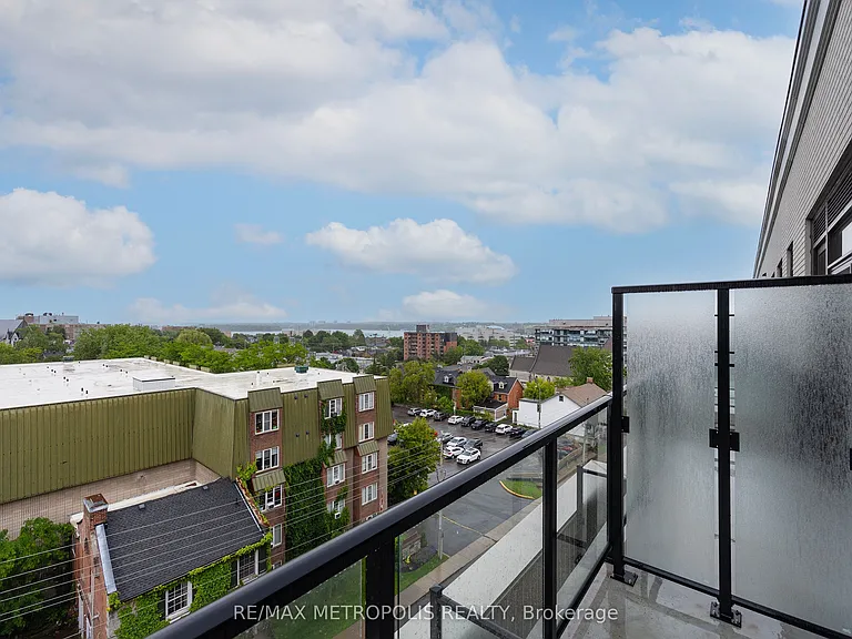 223 Princess St #709 — Photo 17