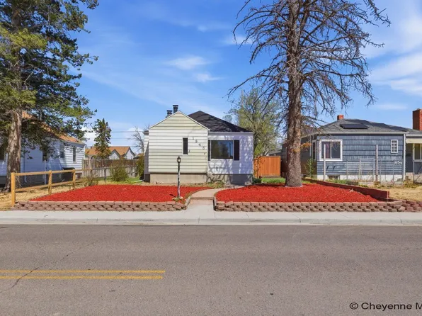 1848 E 21st St, Cheyenne, WY 82001