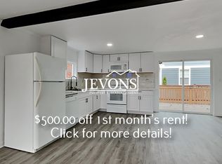 630 N Skyline Dr, Tacoma, WA 98406