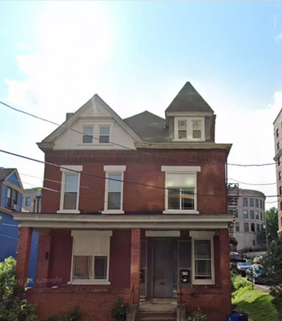 275 North Dithridge — Photo 2