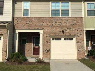 10103 Raven Tree Dr, Raleigh, NC 27617