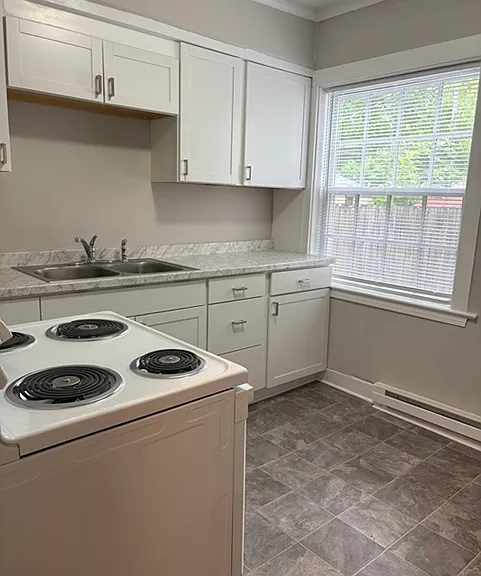 315 Piez Ave — Photo 8